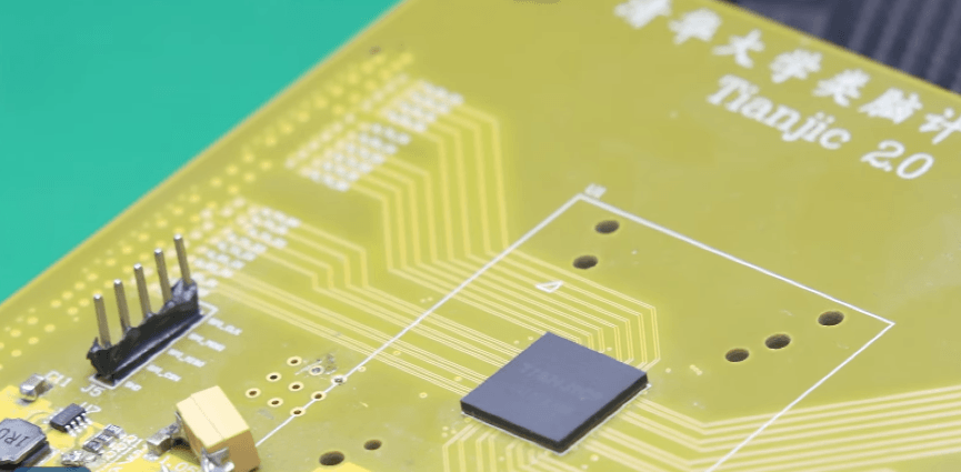 Une puce révolutionnaire sur un vélo électrique !