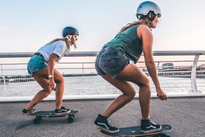 Skateboard électrique : guide complet pour bien choisir son modèle Skateboard électrique : guide complet pour bien choisir son modèle