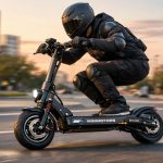 découvrez notre essai complet de la minimotors mini 52v 21ah new ey, la trottinette électrique innovante qui allie puissance, autonomie et design pour surpasser toutes vos attentes.